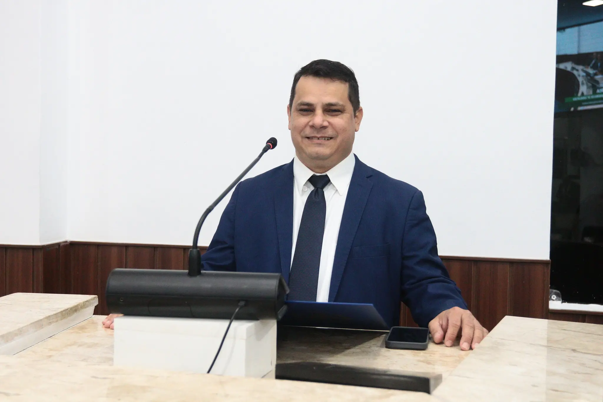 Tam Oliveira, suplente de vereador de Fortaleza que foi empossado