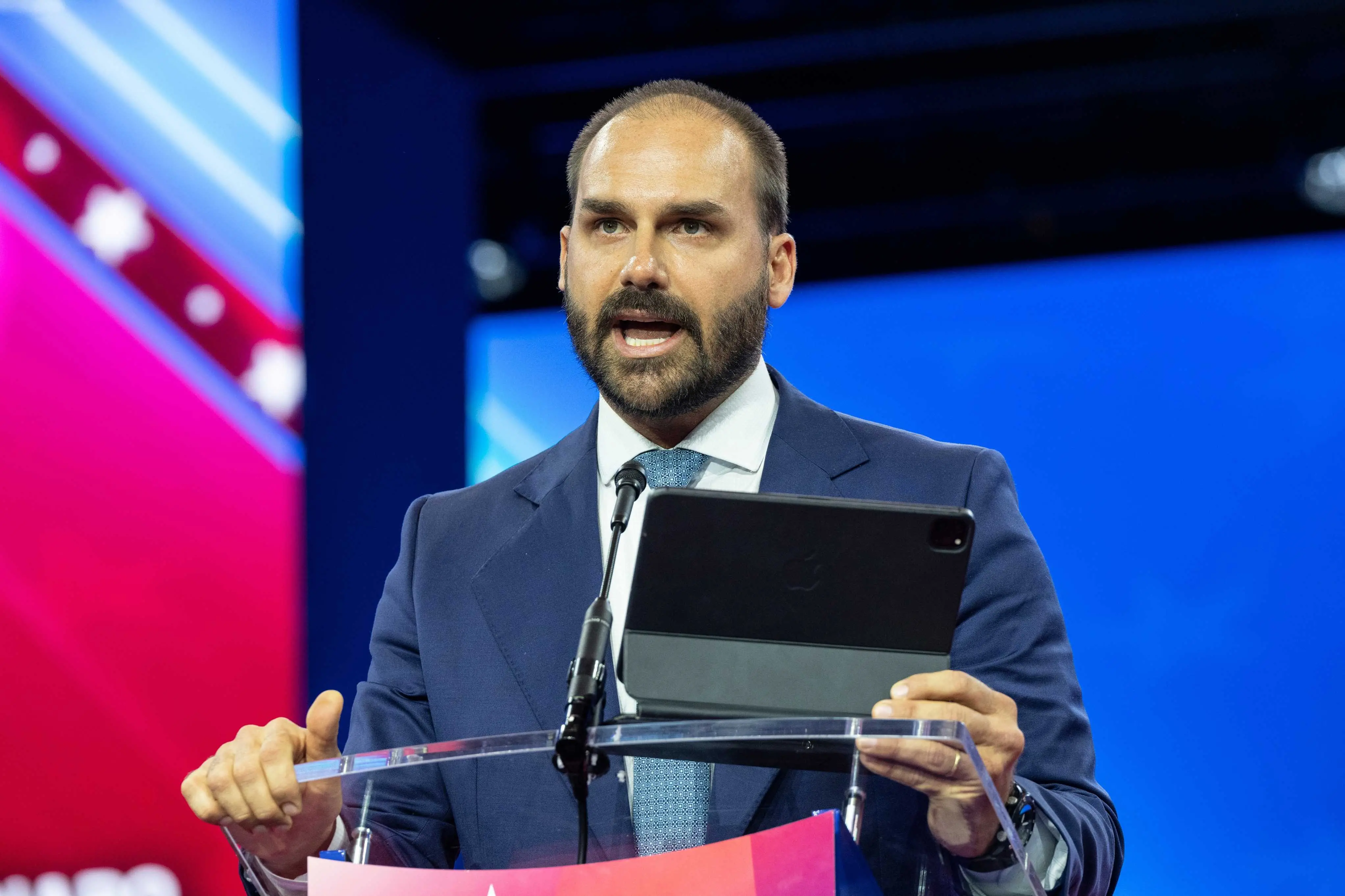 Imagem do filho de Jair Bolsonaro, o Eduardo Bolsonaro