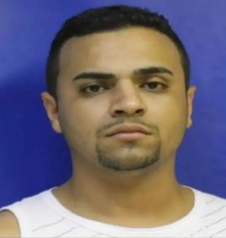 Traficante conhecido como Professor era um homem com cavanhaque ralo e cabelo também curto