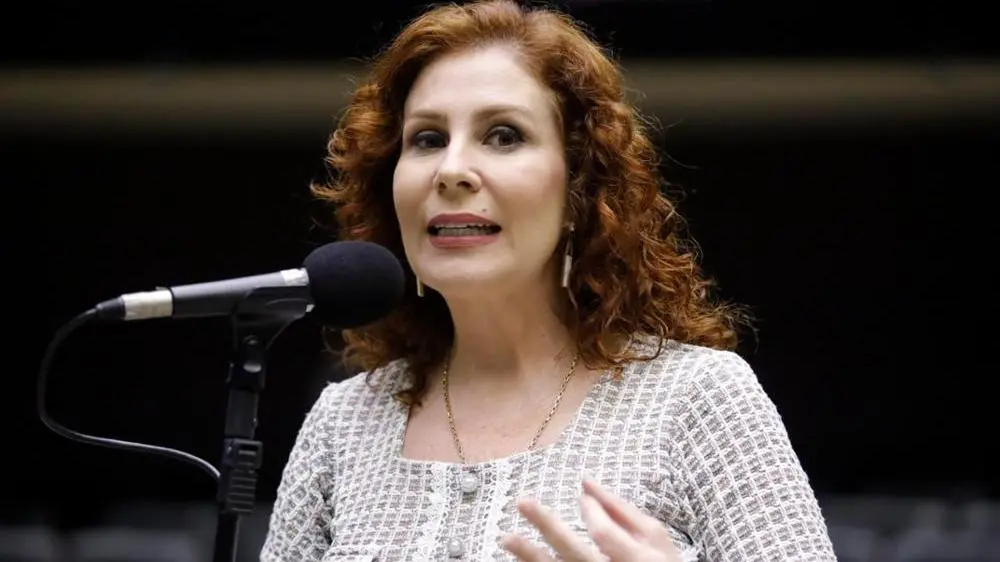 Deputada Carla Zambelli, que teve a prisão decretada pelo ministro Alexandre de Moraes após deixar o Brasil e ser inclusa na lista de procurados da Interpol