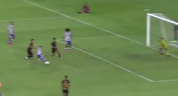 Foto de suposto erro de arbitragem polêmico em jogo do Iguatu na Série D