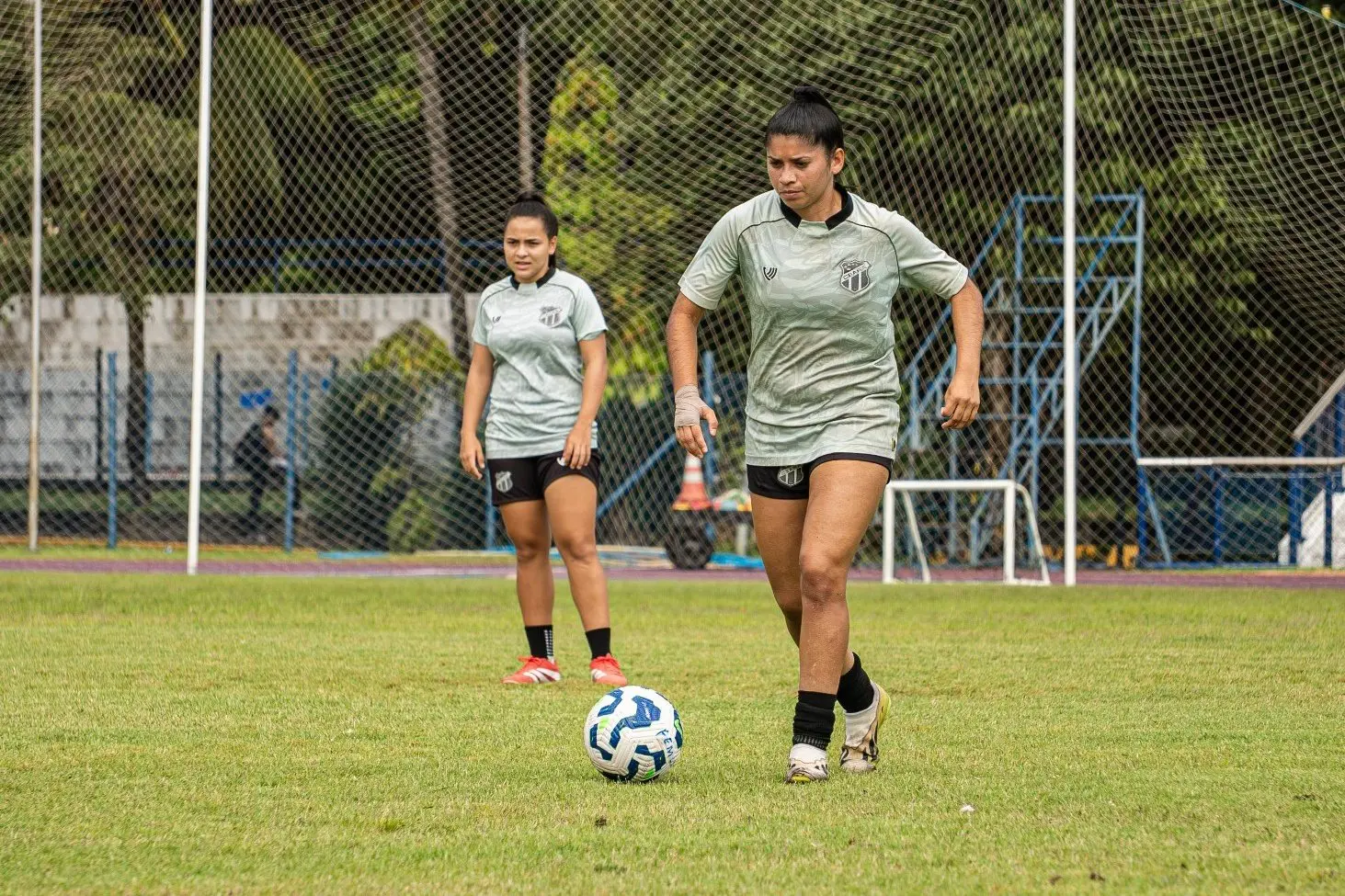 Imagem da notícia: Ceará feminino tem semana de treinamentos com foco em duelo decisivo contra o Atlético-PI