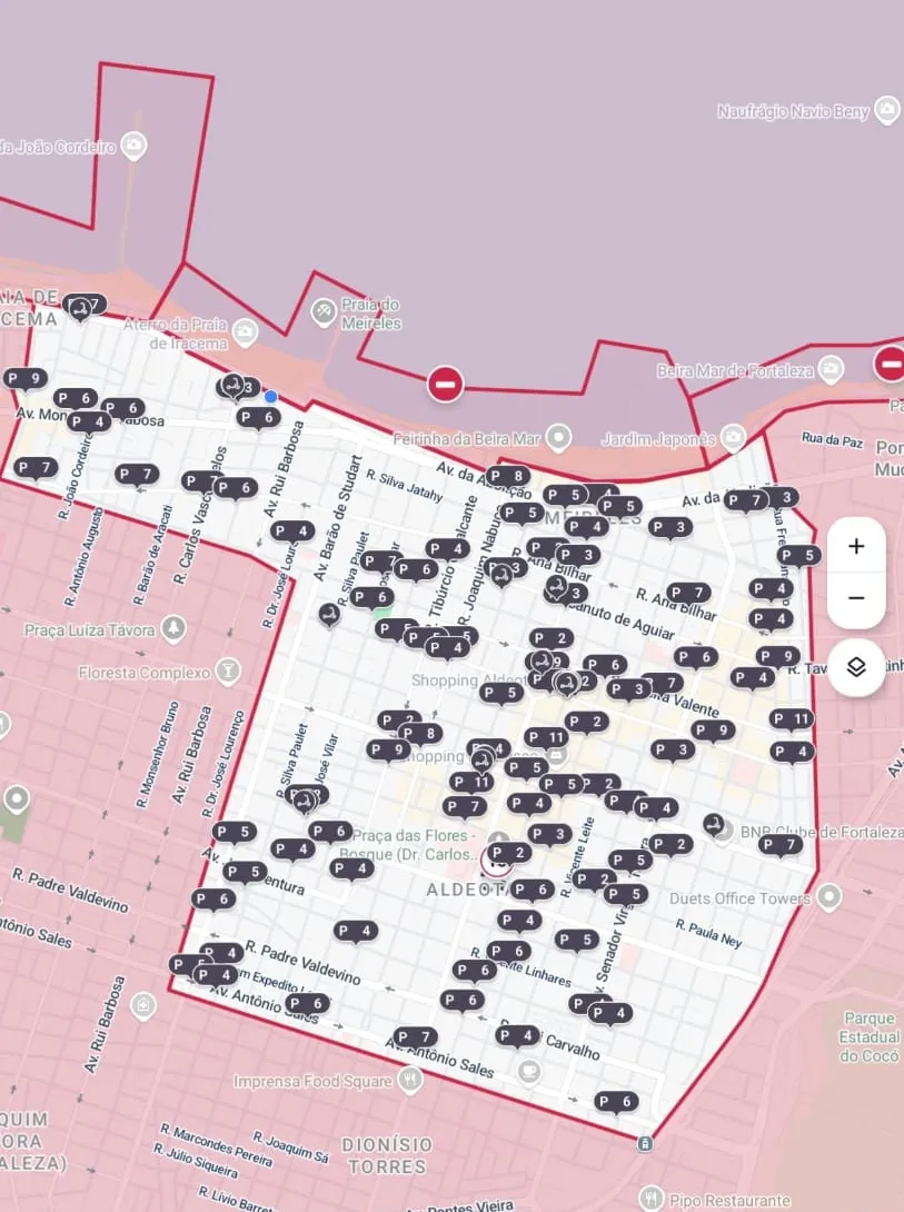 Mapa mostra localização de cada estação de patinete elétrico em Fortaleza, nos bairros próximos à orla da cidade