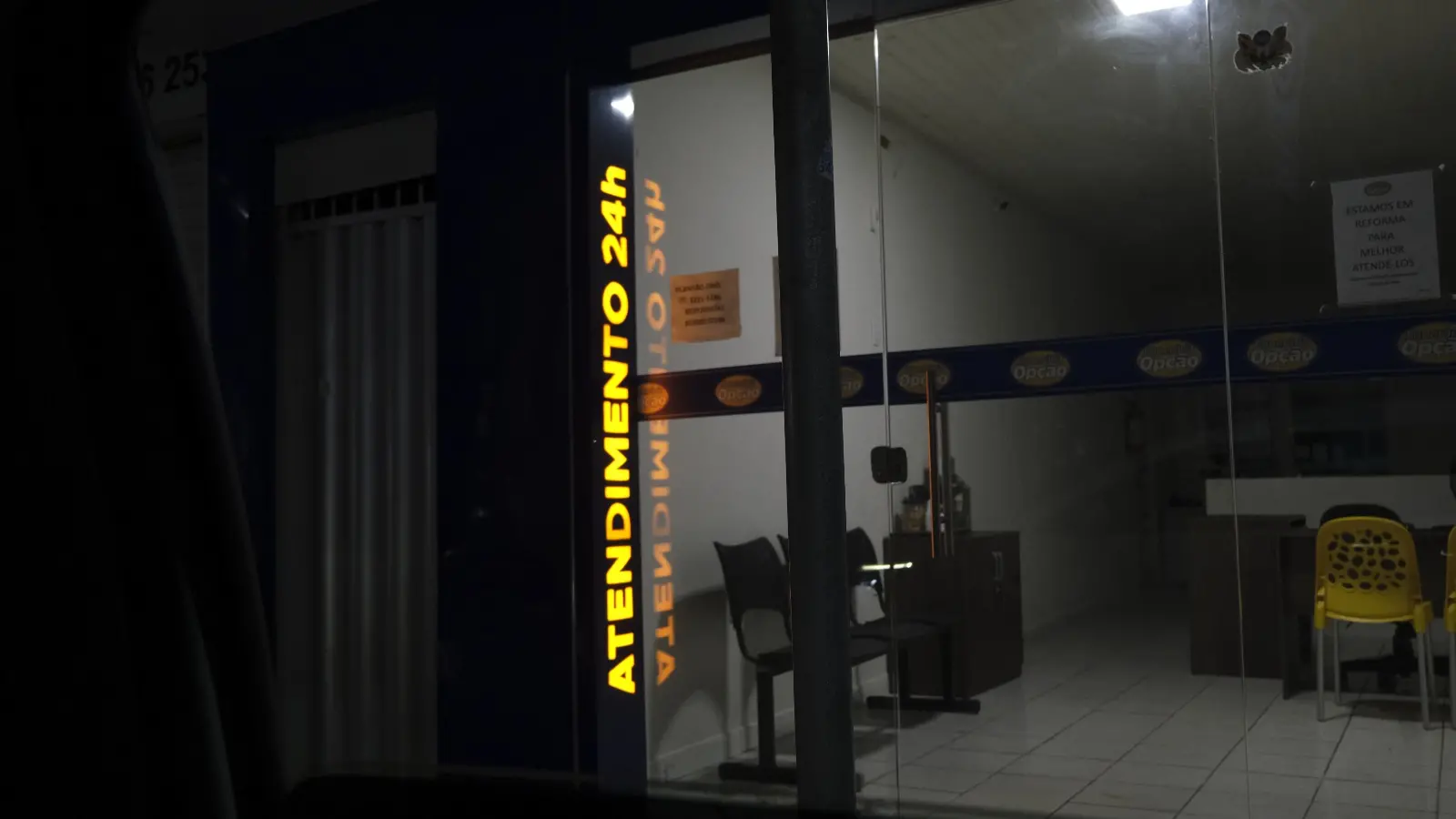 Foto que contém estabelecimento 24 horas em Fortaleza