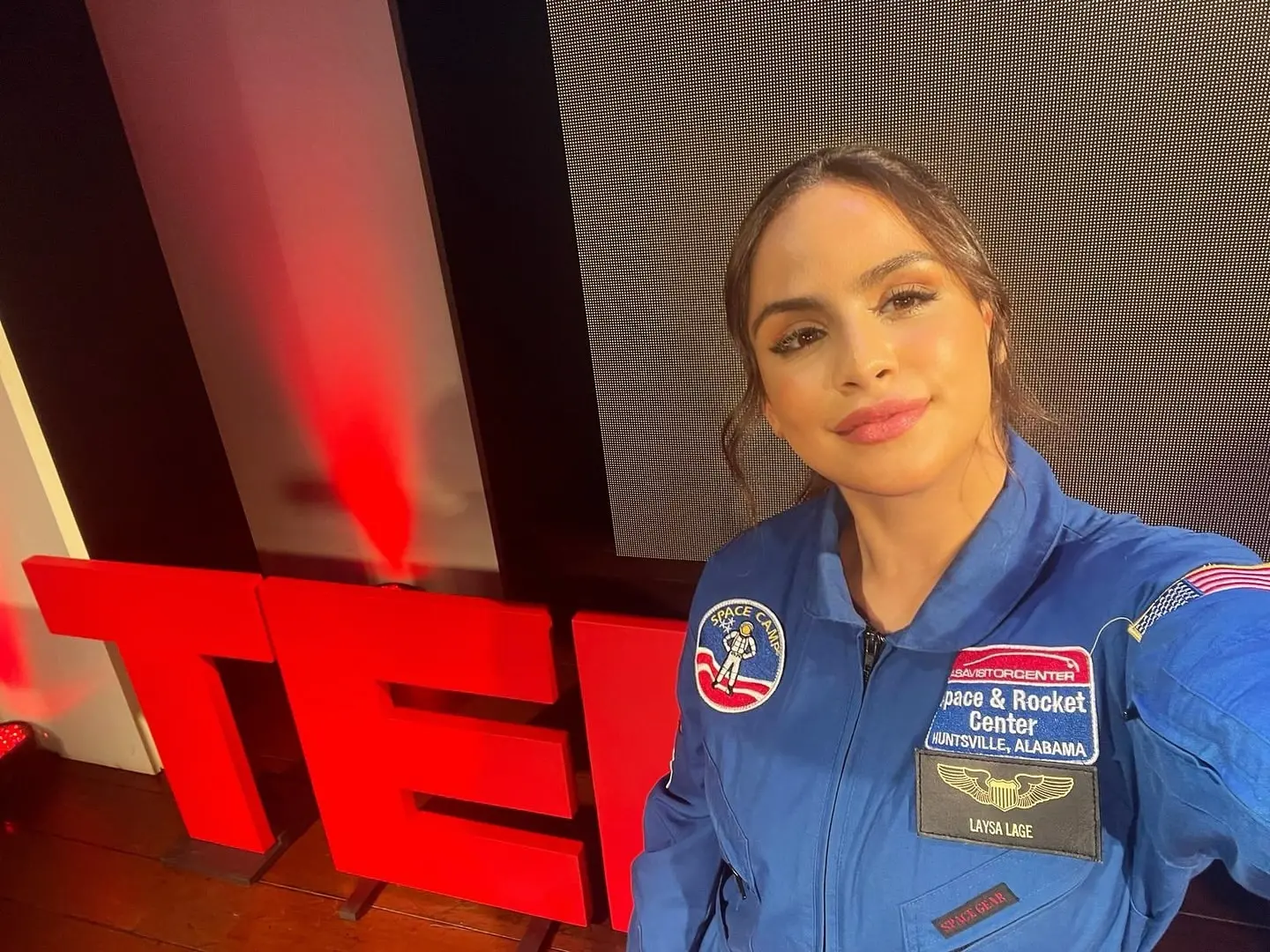 Jovem mineira Laysa Peixoto se pronuncia após alegações sobre suposta ida ao espaço