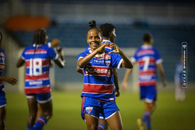 imagem mostra jogadoras