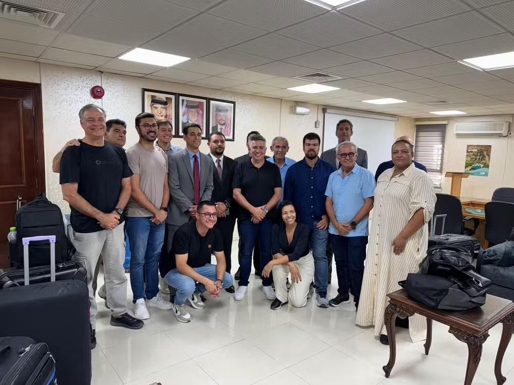 Parte do grupo de políticos brasileiros e convidados que se encontravam em Israel