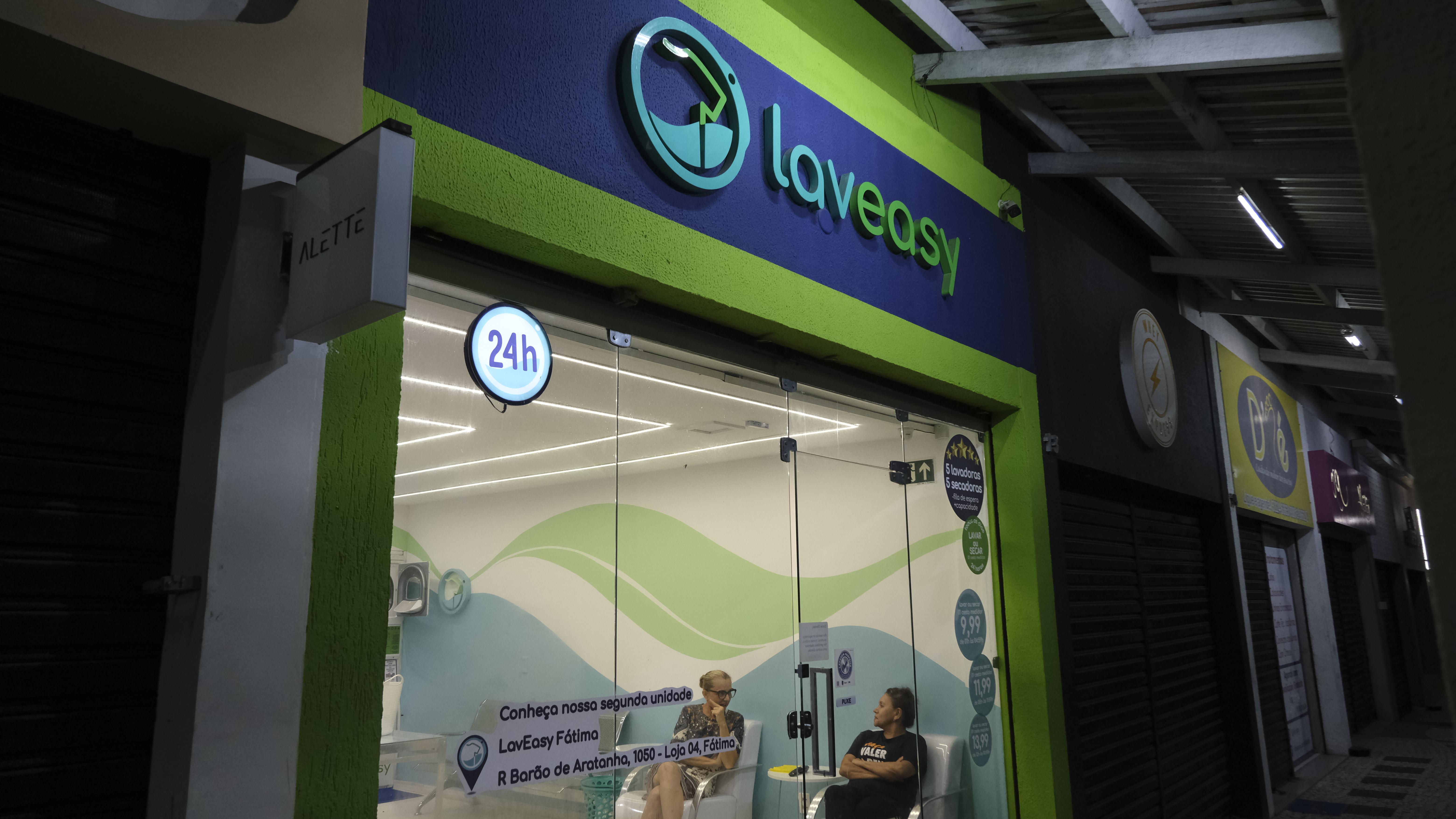 Fachada da LavEasy da Aldeota