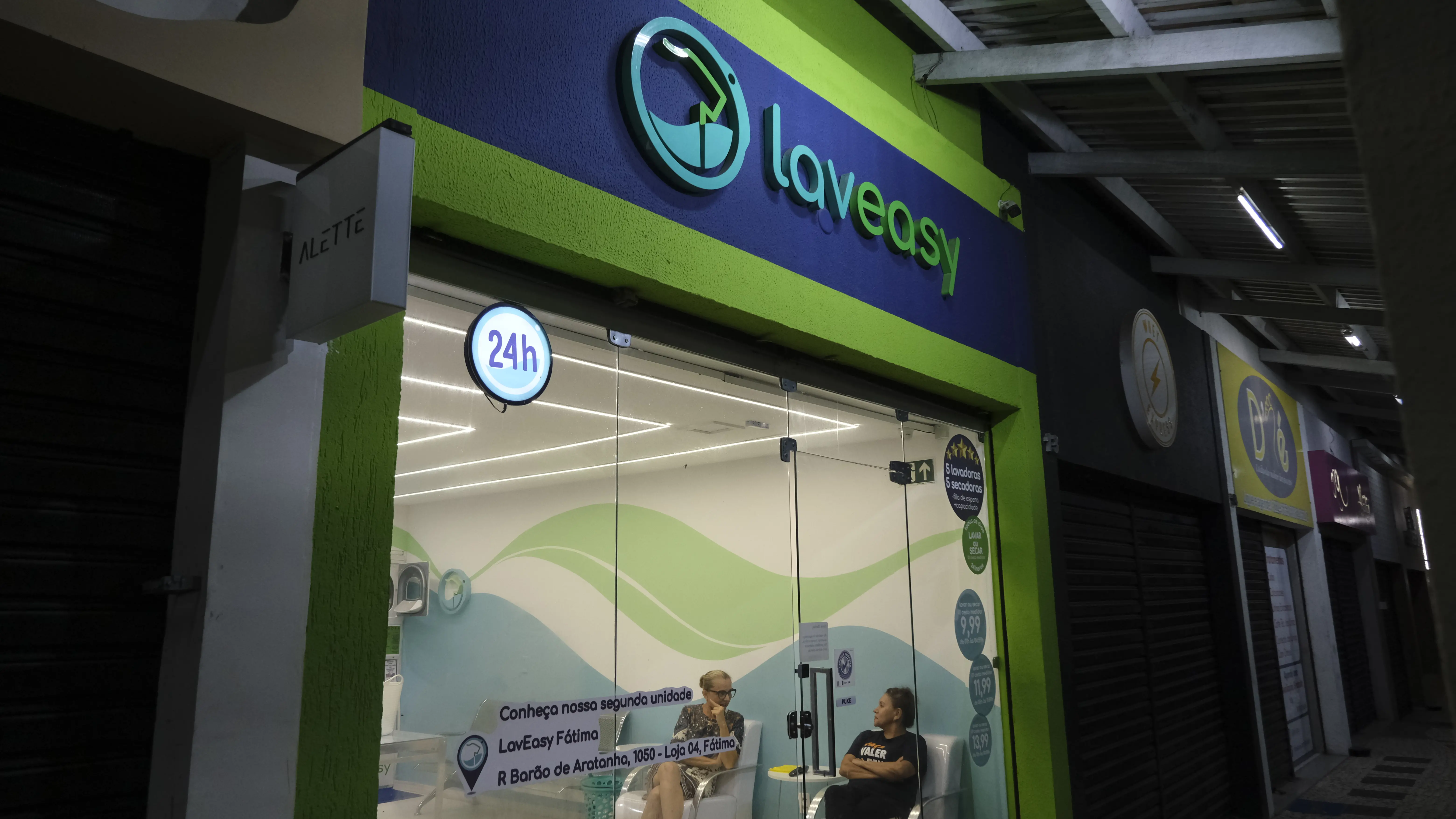 Fachada da LavEasy da Aldeota