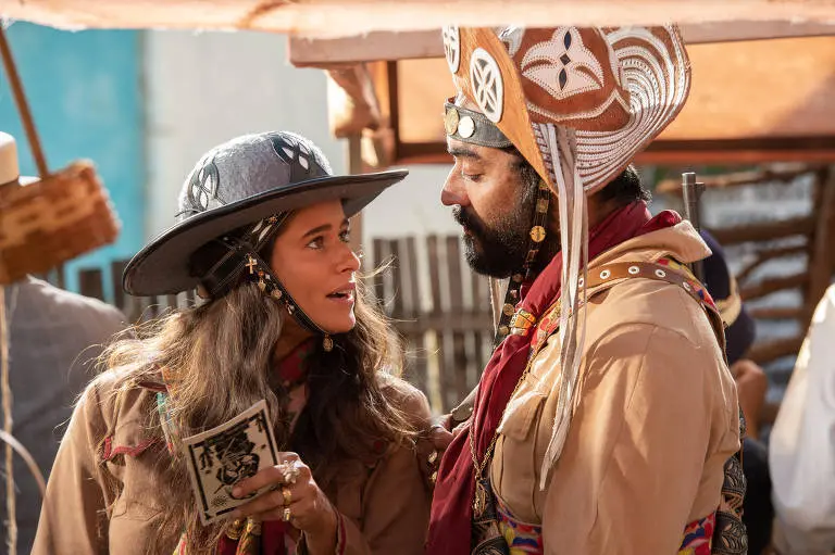 Rosa (Isadora Cruz) e Josué (Thomás Aquino) partilham protagonismo da novela 'Guerreiros do Sol'