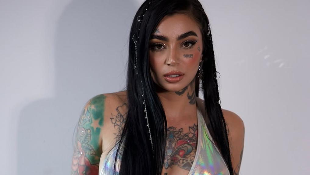 Cantora e influenciadora Ana B morreu após passar por cirurgias estéticas na Turquia