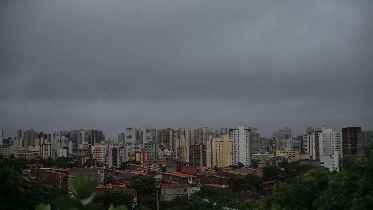 Ocorrência de chuvas tem condição favorável na Capital segundo a Funceme