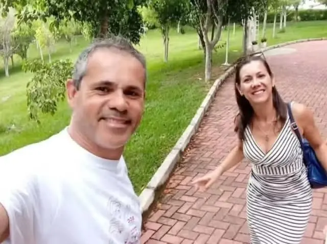 O casal Janaina Moreira Soares da Rocha e Everaldo da Rocha que estavam a passeio, dois dos mortos em acidente de balão em Santa Catarina-SC