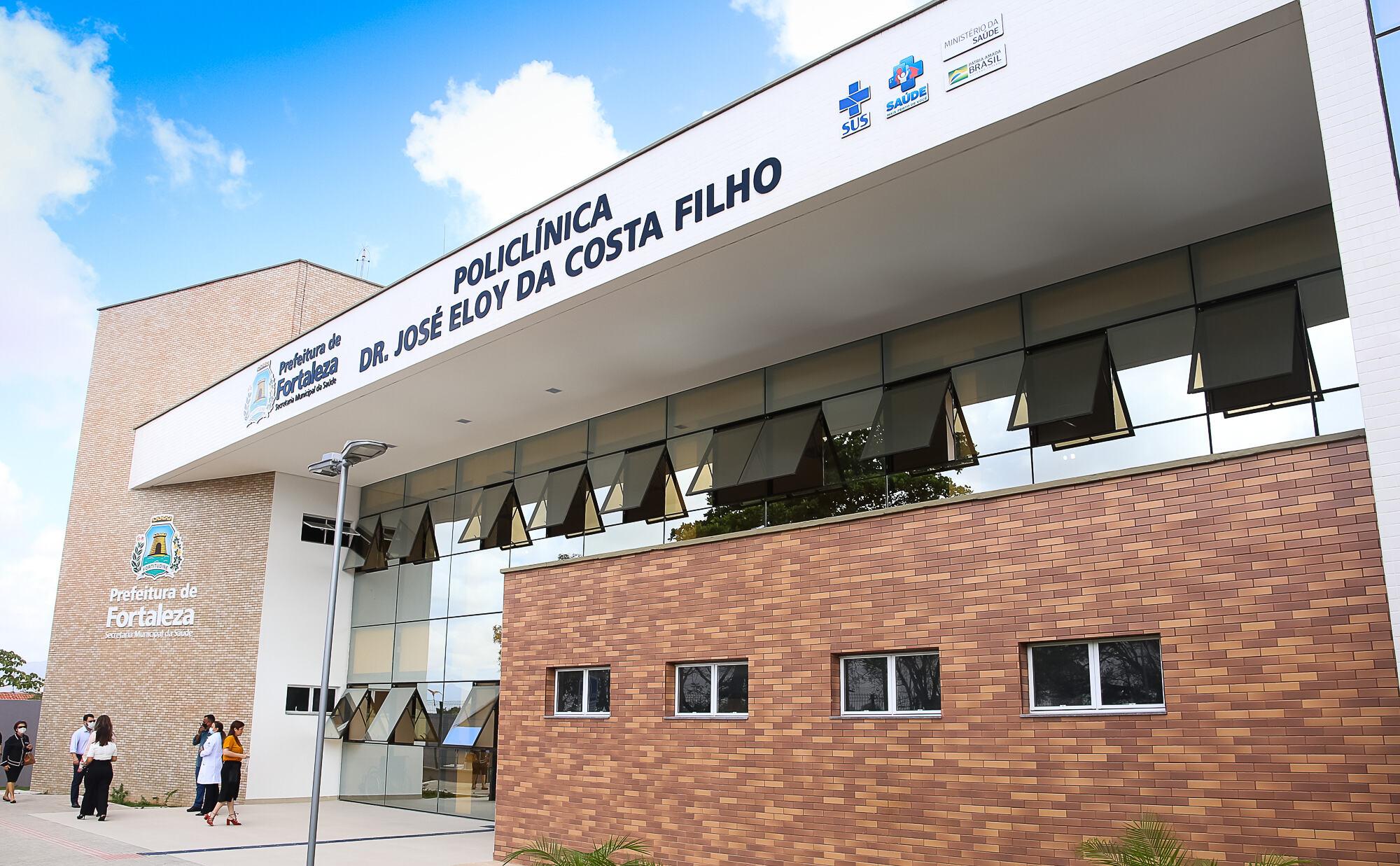 Foto da fachada da Policlínica do Bonsucesso, em Fortaleza, onde será instalado o primeiro Espaço Girassol