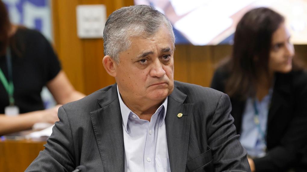 Deputado federal José Guimarães em reunião do Colégio de Líderes da Câmara dos Deputados