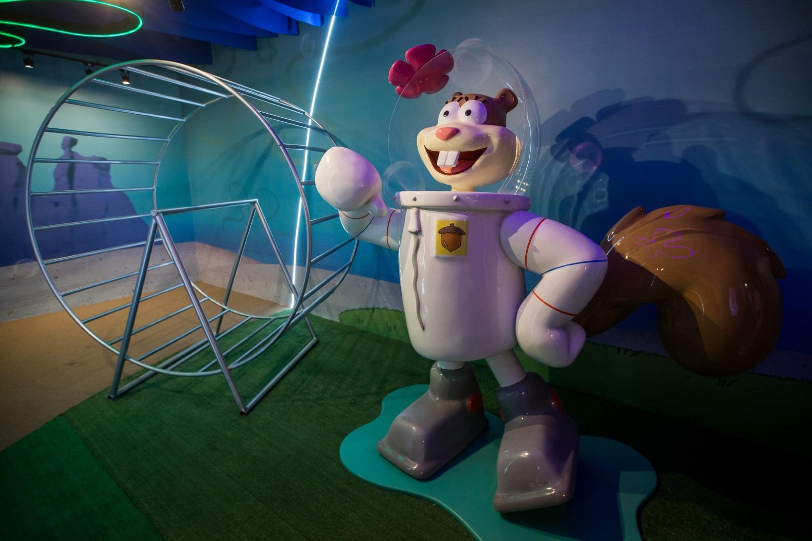 Cada sala da mostra tem um personagem ou ambiente do desenho em destaque