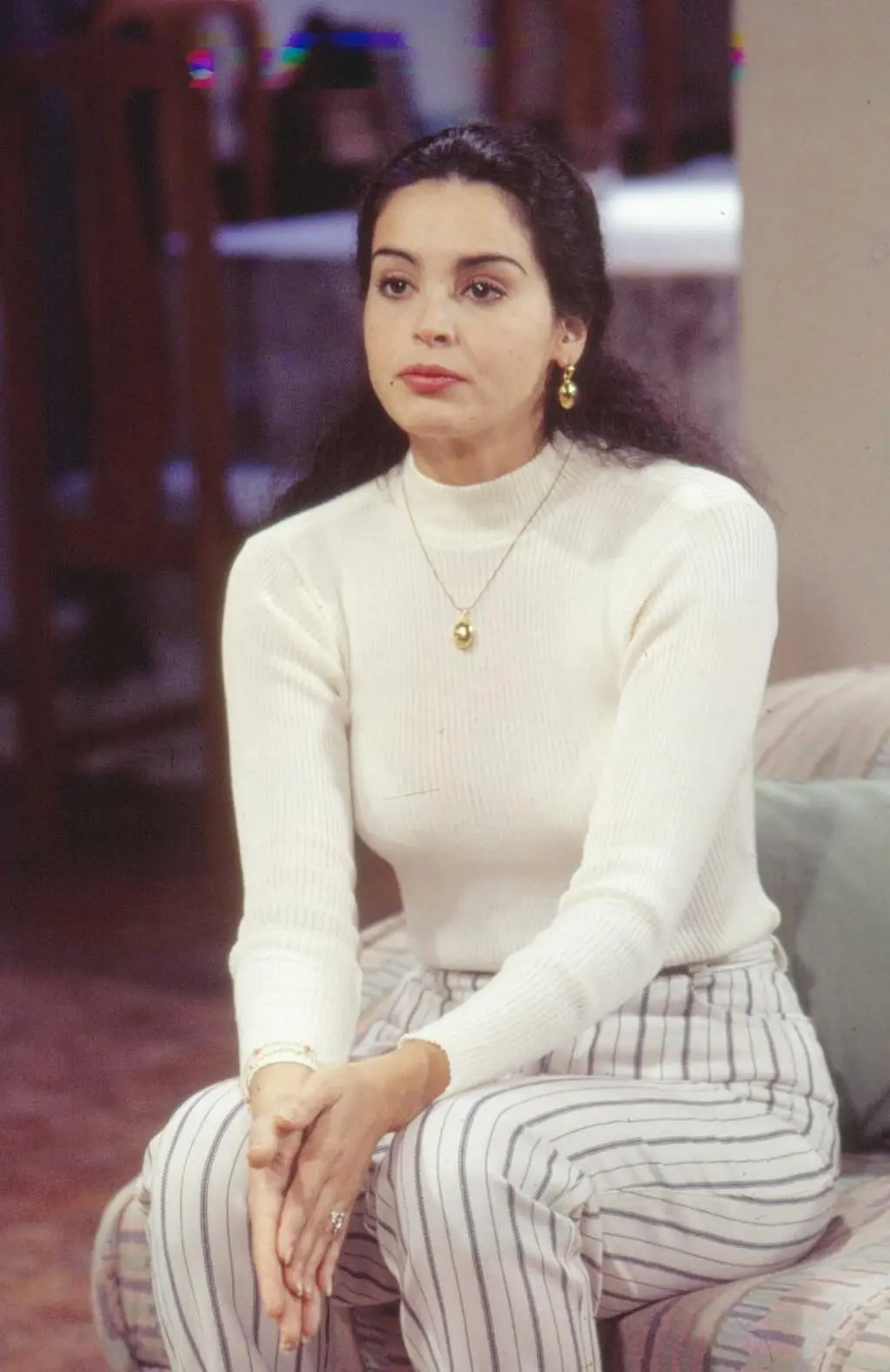 Suzy Rêgo como Carmem em A Viagem