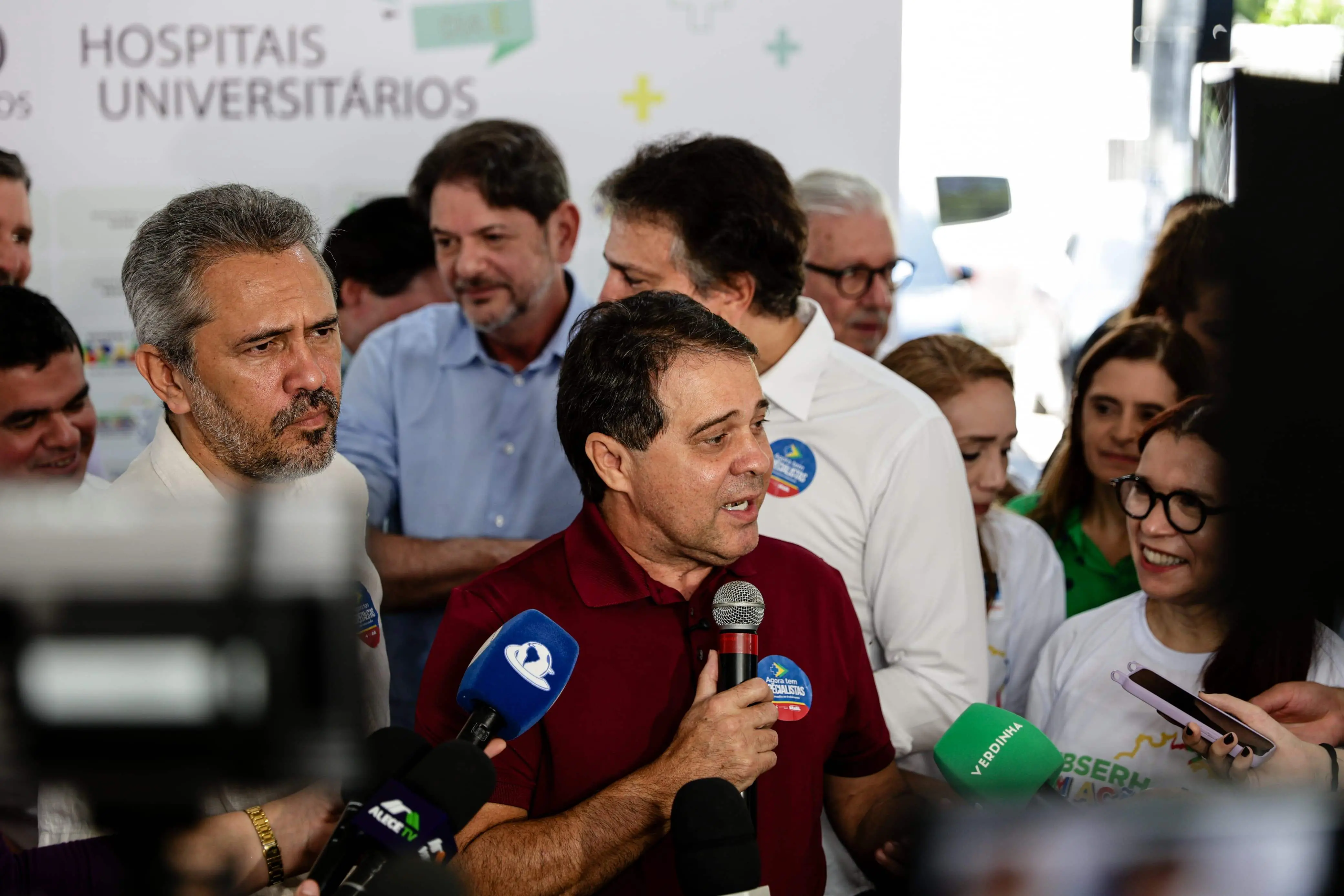 Elmano, Evandro e Camilo, durante evento no Hospital da UFC