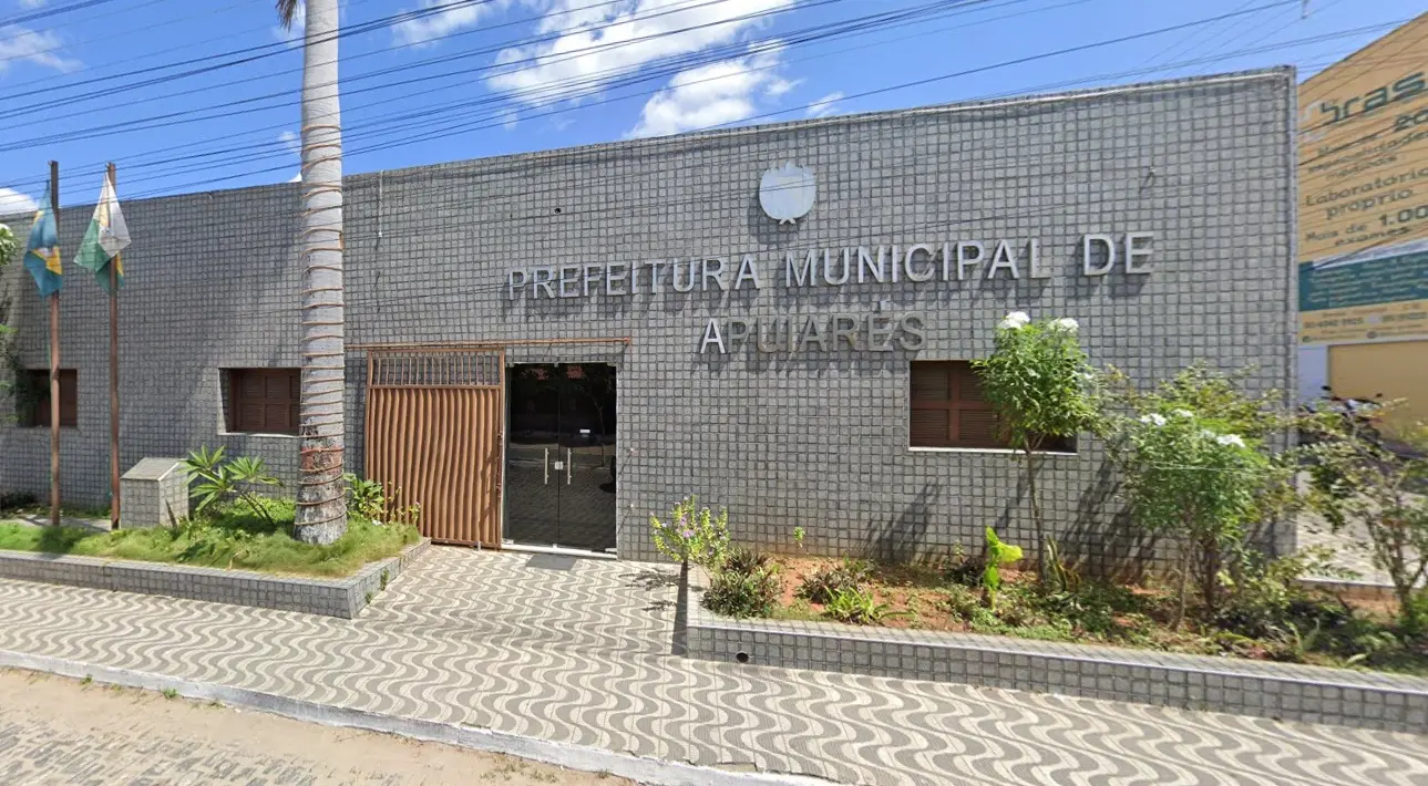 Print da fachada da Prefeitura Municipal de Apuiarés