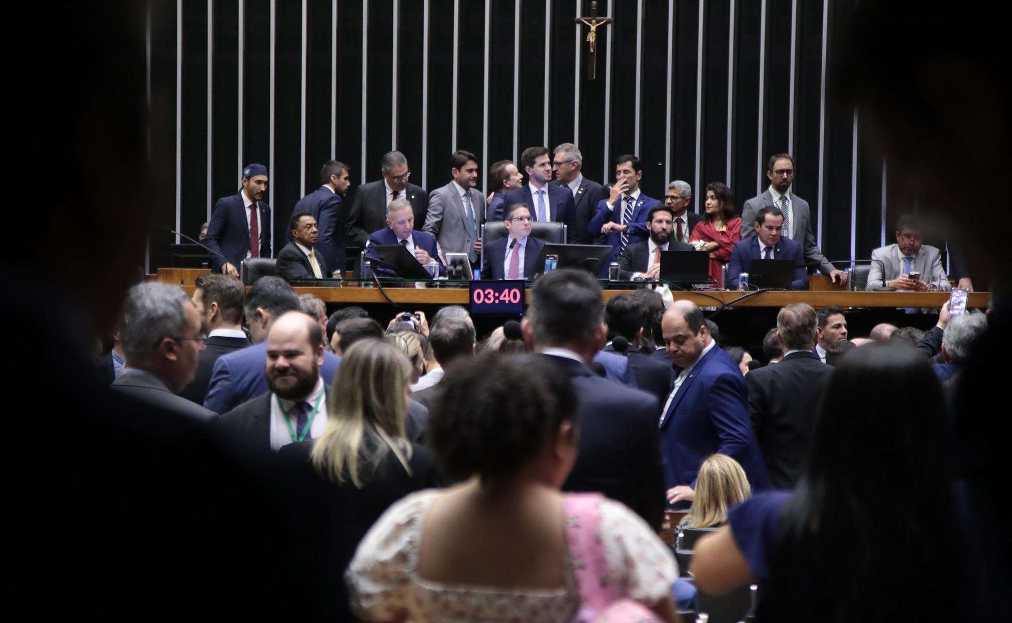 Deputados no plenário da Câmara dos Deputados, em Brasília.