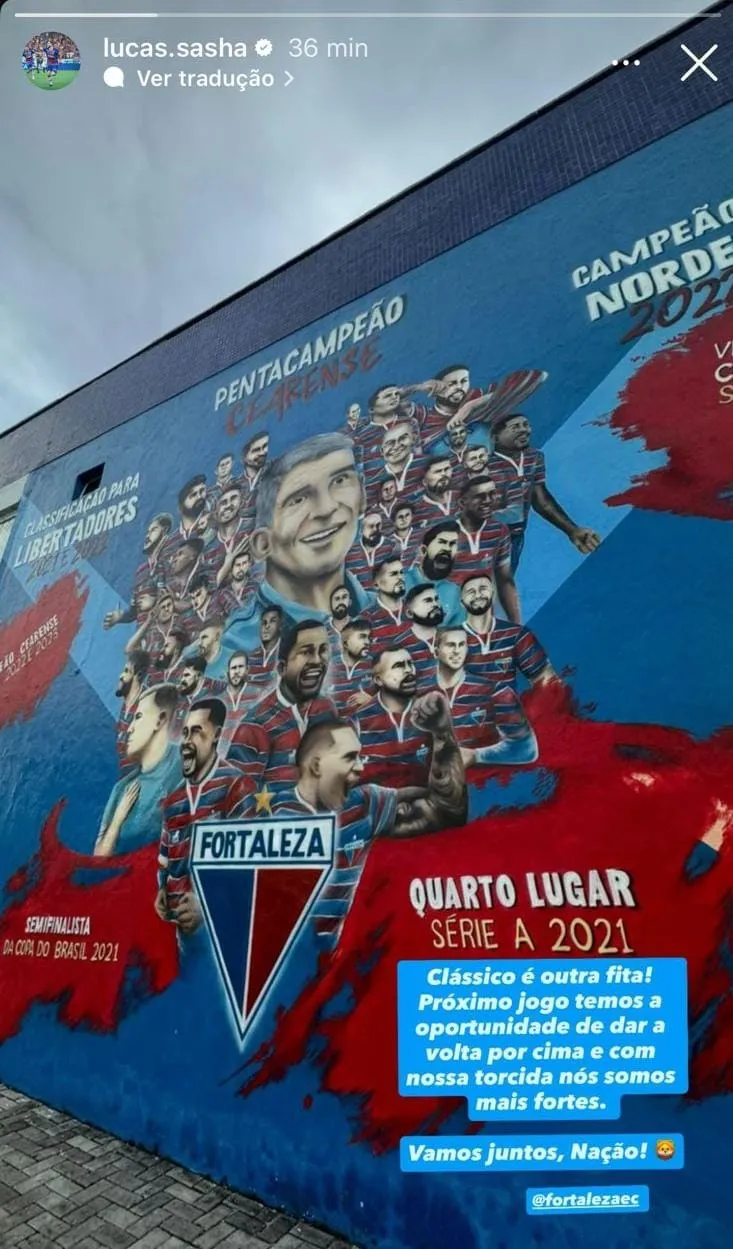 Sasha pede apoio da torcida.