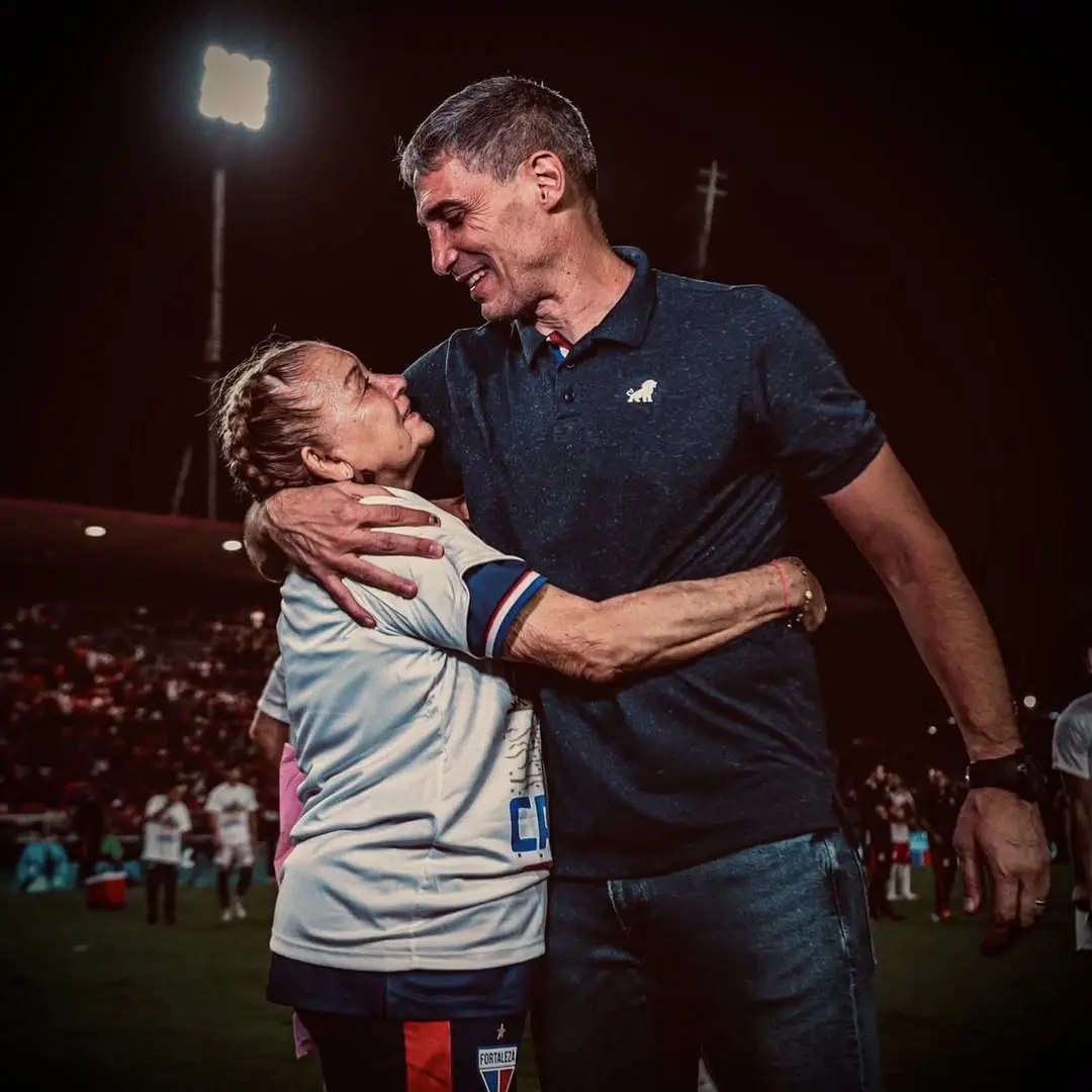 Toinha se despede de Vojvoda