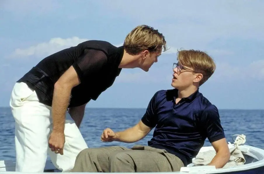 Cena do filme O Talentoso Sr. Ripley, da Patricia Highsmith, de 1999, que conta com a atuação dos atores Matt Damon e Jude Law