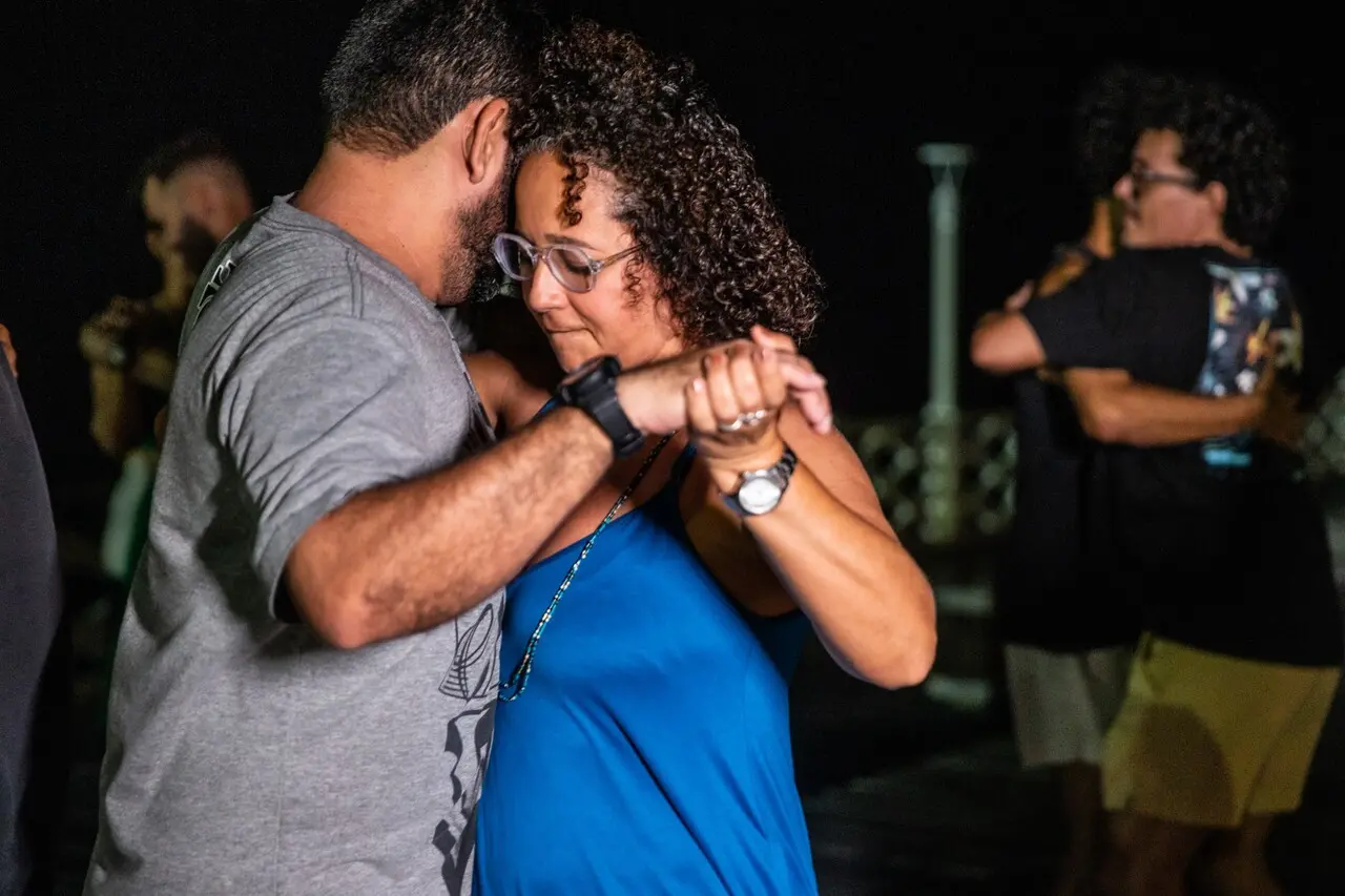 Casal participou da primeira aula neste mês