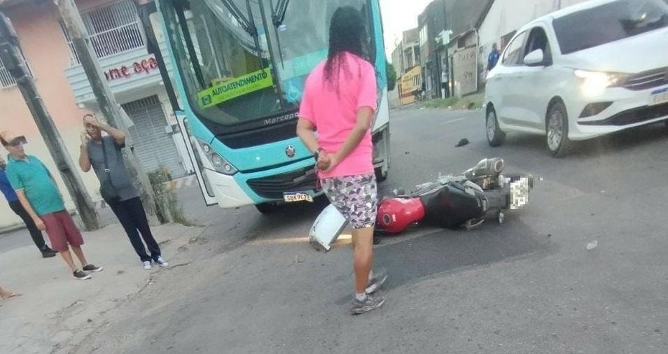 Imagens dos veículos envolvido em colisão no Bom Jardim