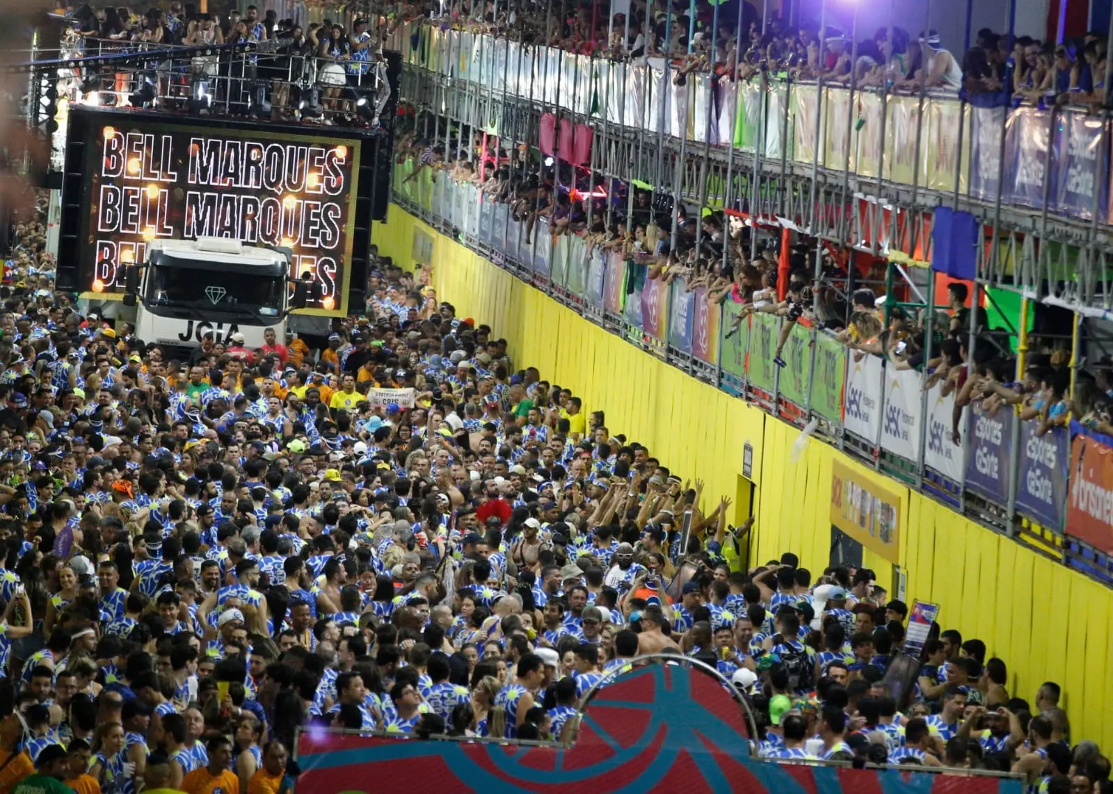 Bloco do cantor Bell Marques