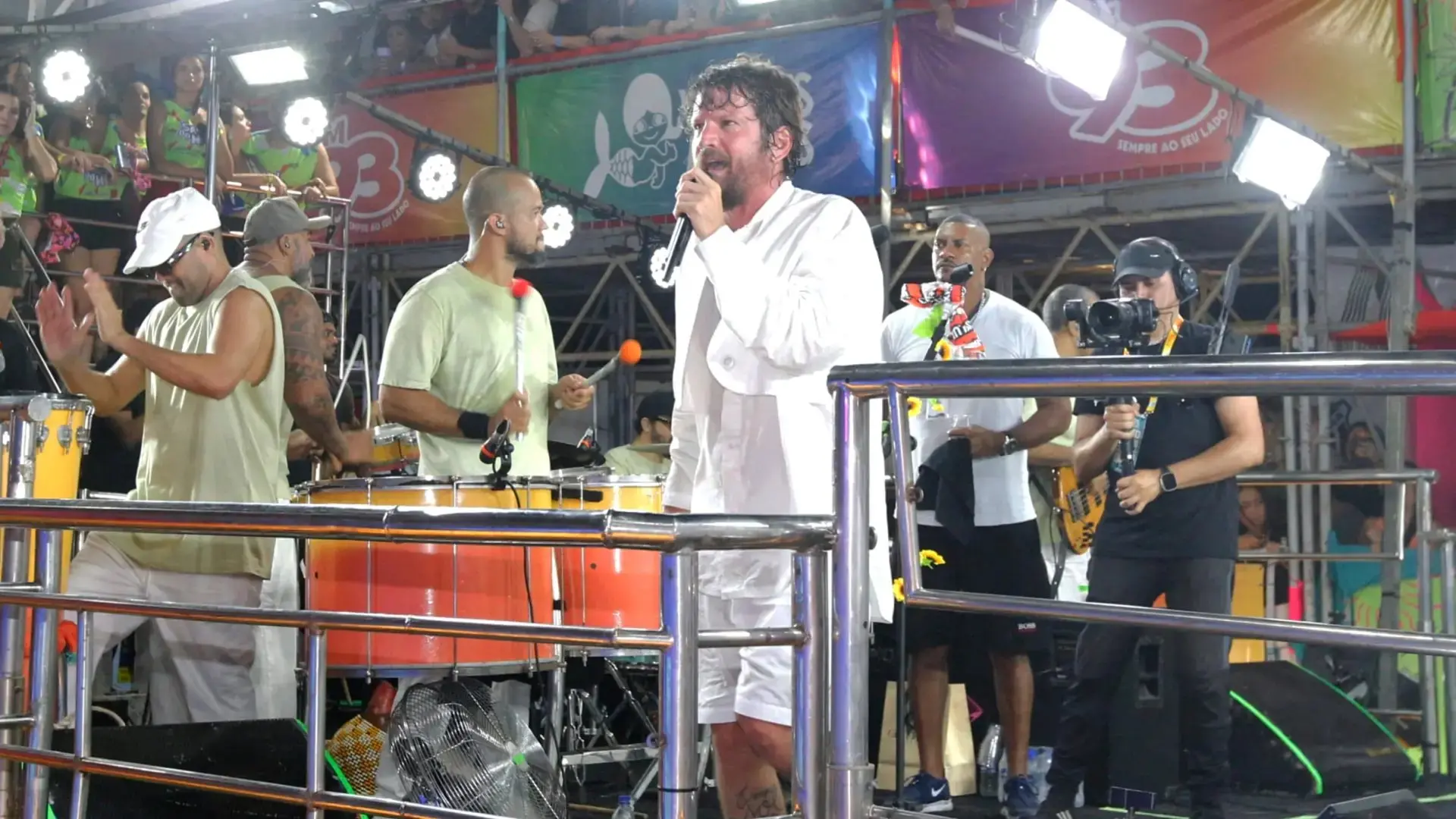 Cantor Saulo durante entrevista