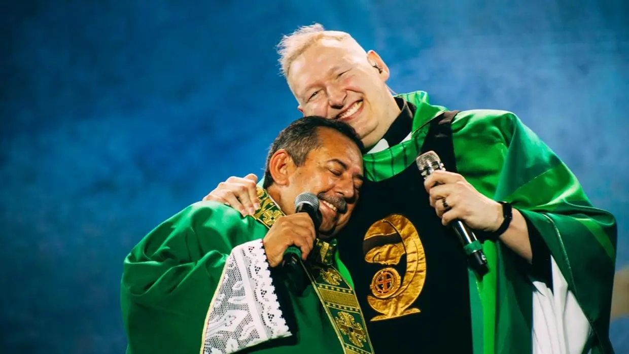 Padre Marcelo Rossi abre noite de encerramento do festival