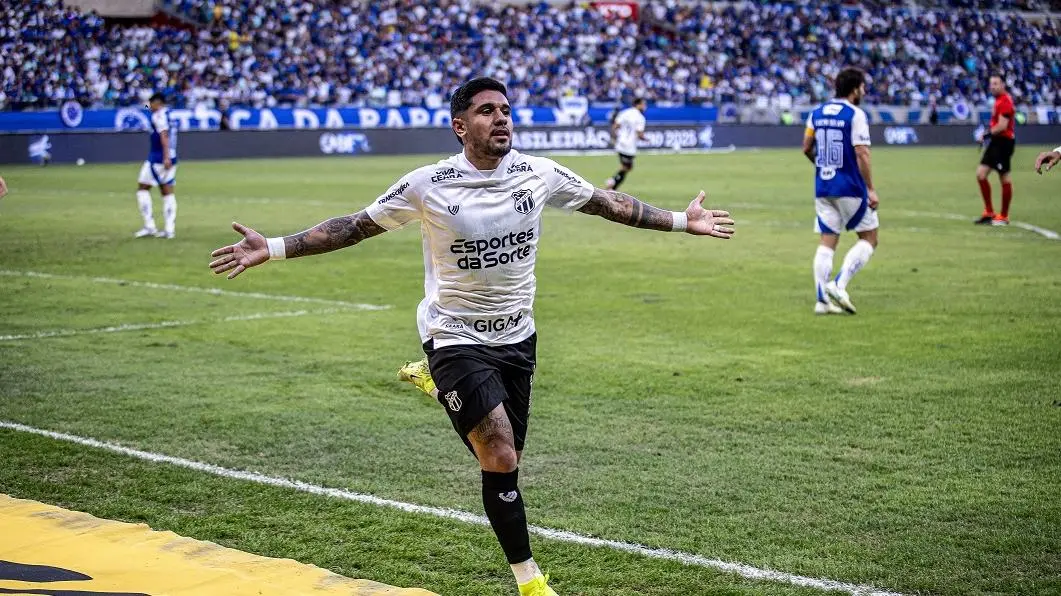 Galeano comemora gol pelo Ceará