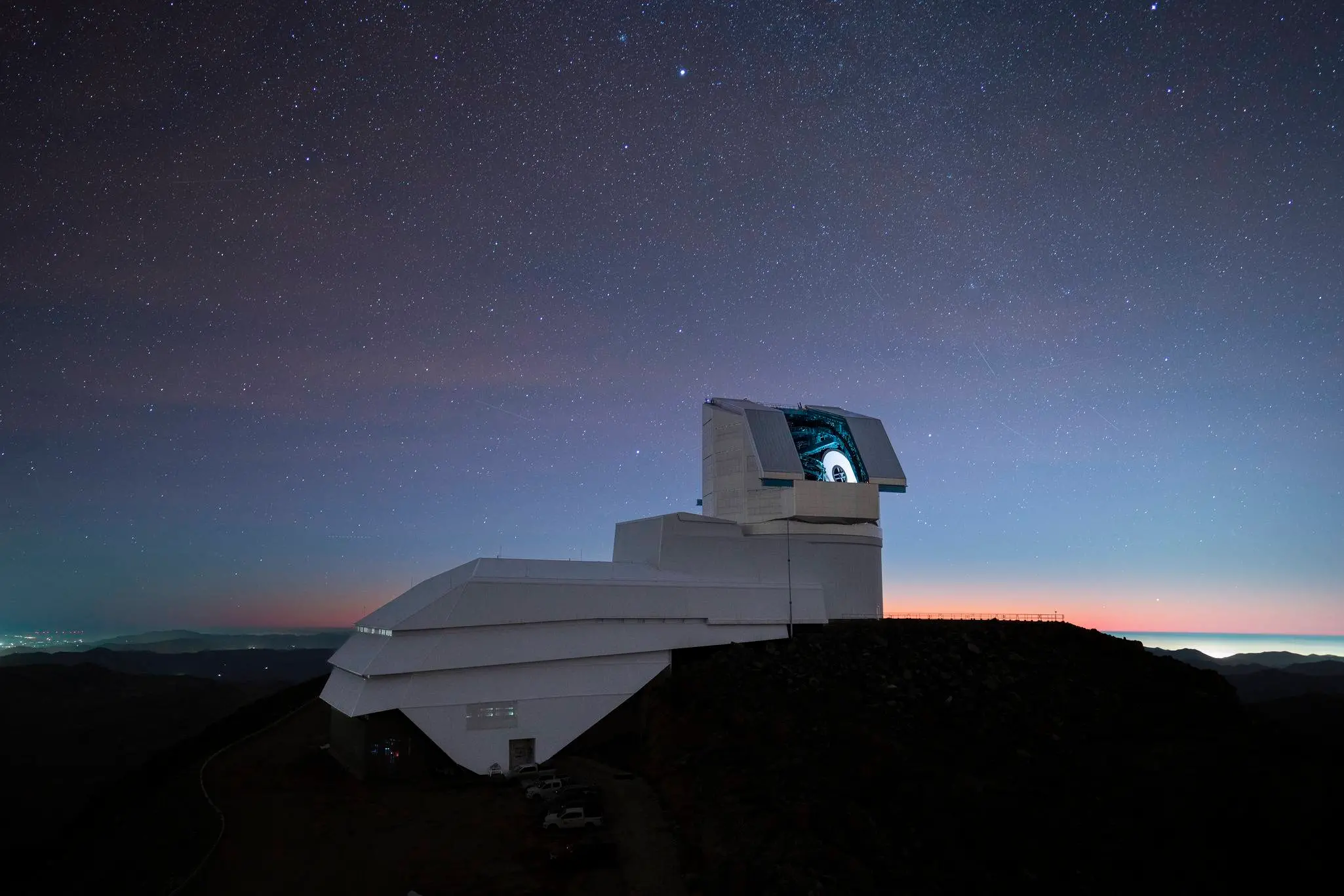 Observatório Vera Rubin em Cerro Pachón no Chile.