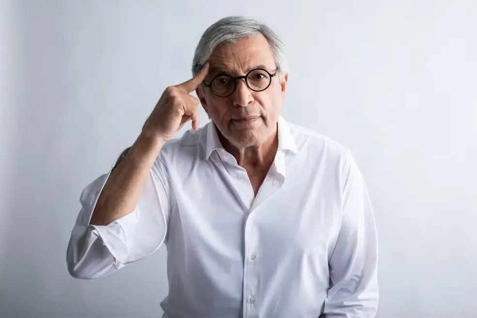 Artista celebra 80 anos com show especial