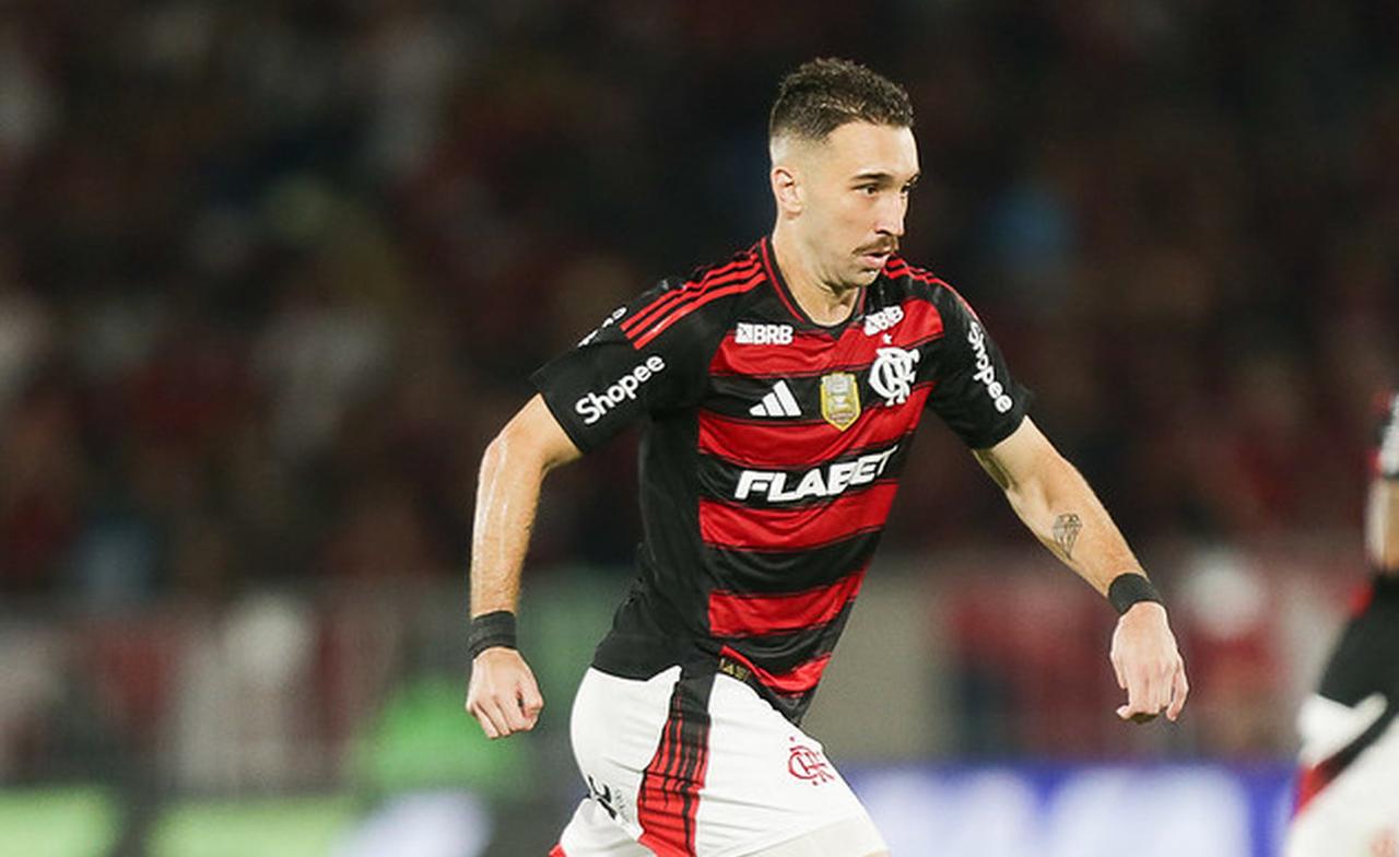 Foto de Léo Ortiz durante jogo do Flamengo