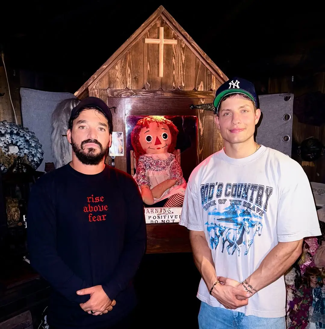 Imagem da notícia Comediante Matt Rife compra casa original da boneca Annabelle