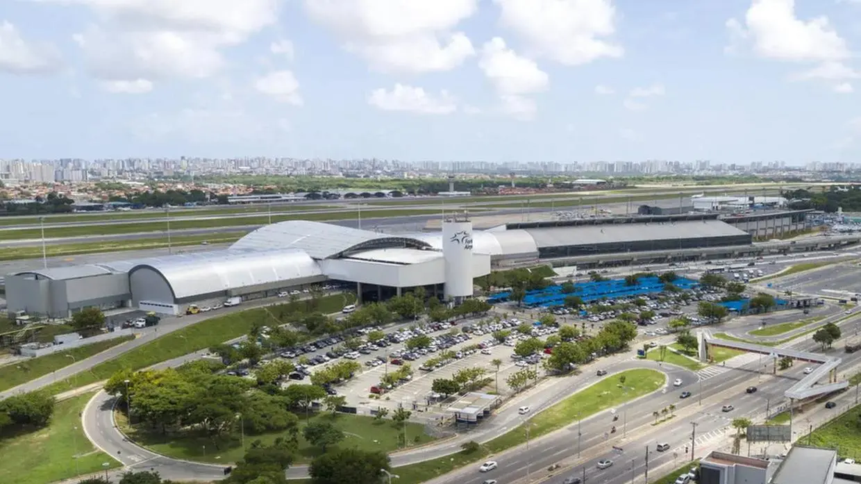 Foto aérea do aeroporto de Fortaleza