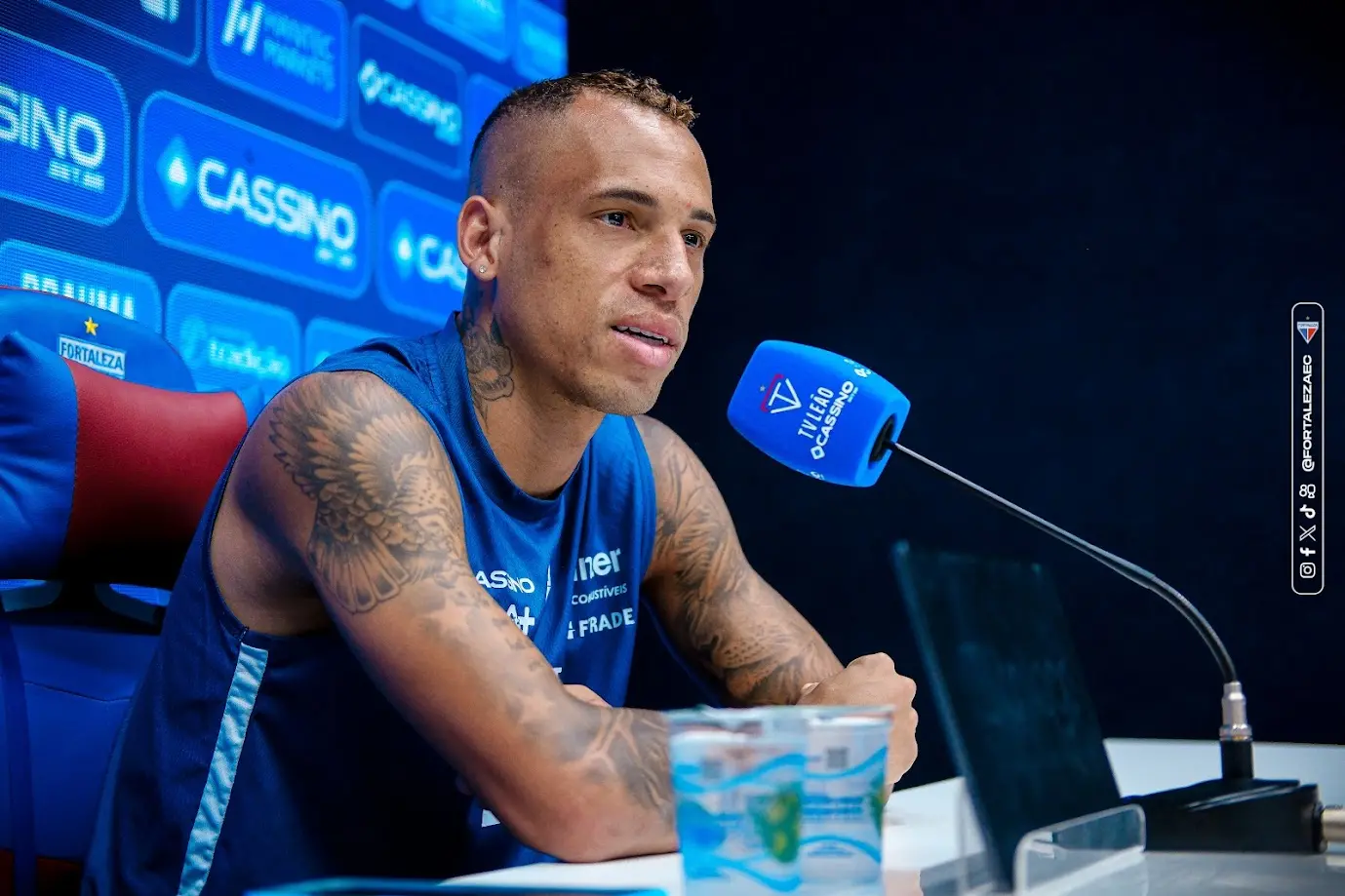 Foto de Breno Lopes projeta duelo com o Botafogo e espera Castelão lotado: 'Voltar a criar esse fator casa'