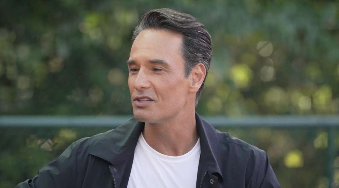 Rodrigo Santoro Revela o Motivo por Não Mostrar o Rosto das Filhas Nina e Cora: Privacidade em Primeiro Lugar