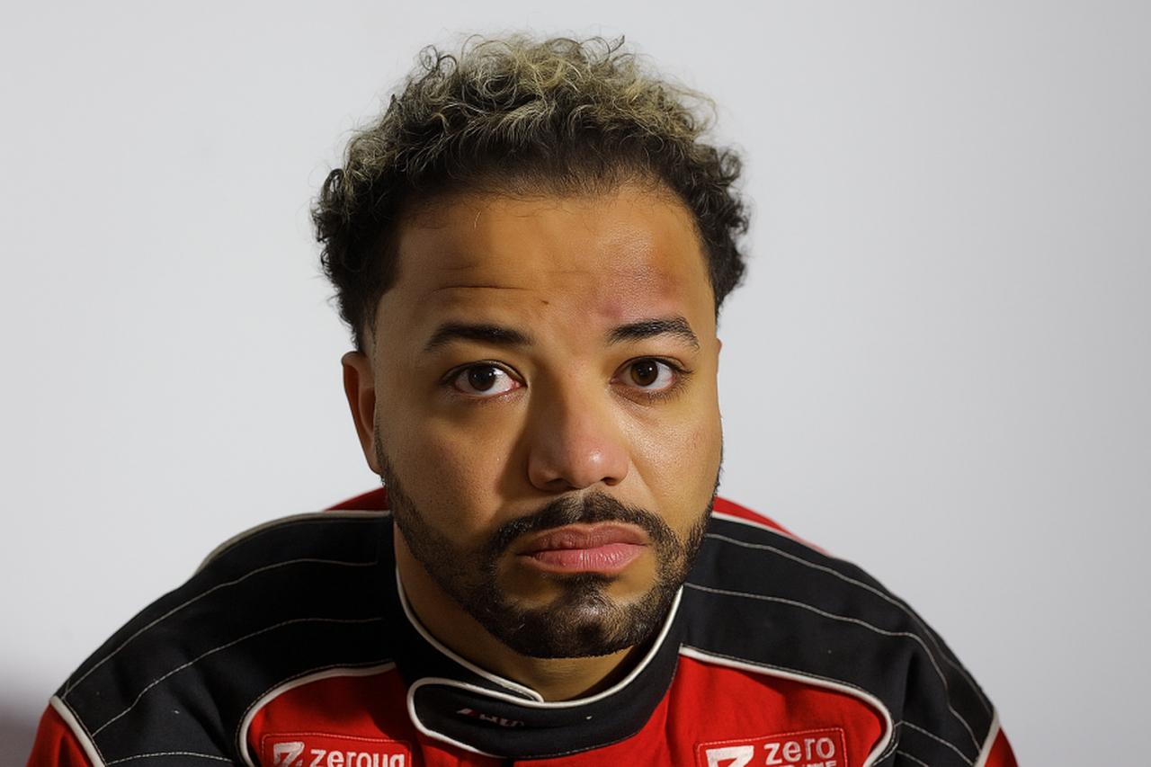 Foto de Hytalo Santos sendo preso