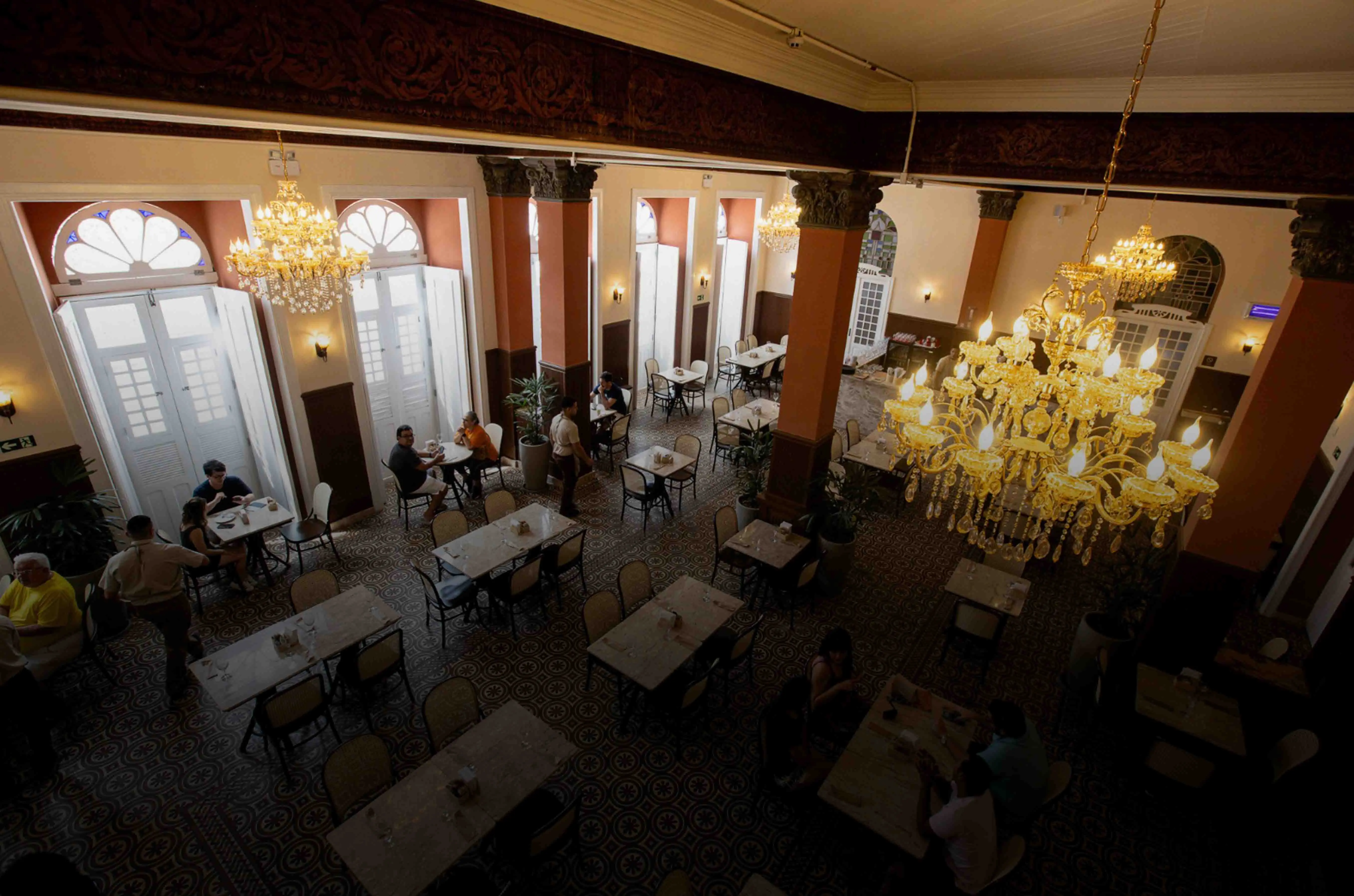 Café Comércio ocupa casarão histórico do Centro de Fortaleza