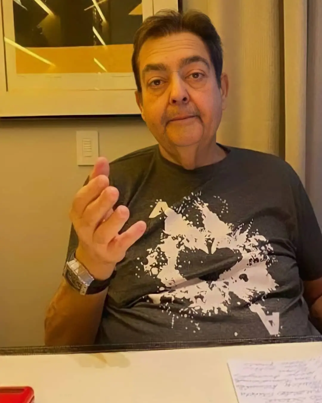 Imagem de Faustão, para matéria em que ele apresenta melhora progressiva e recebe alta da UTI, diz novo boletim médico