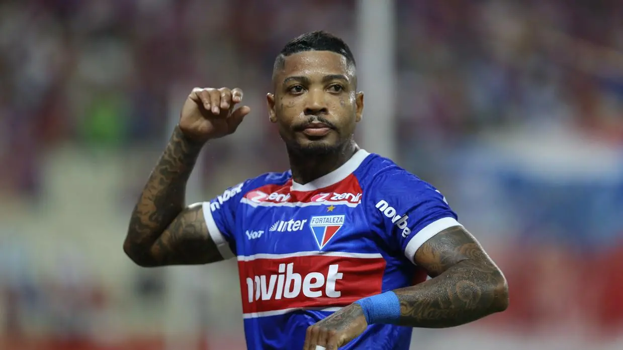 Marinho em jogo pelo campeonato brasileiro