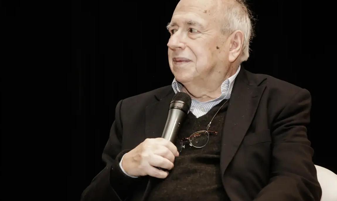 Imagem do escritor Luis Fernando Veríssimo