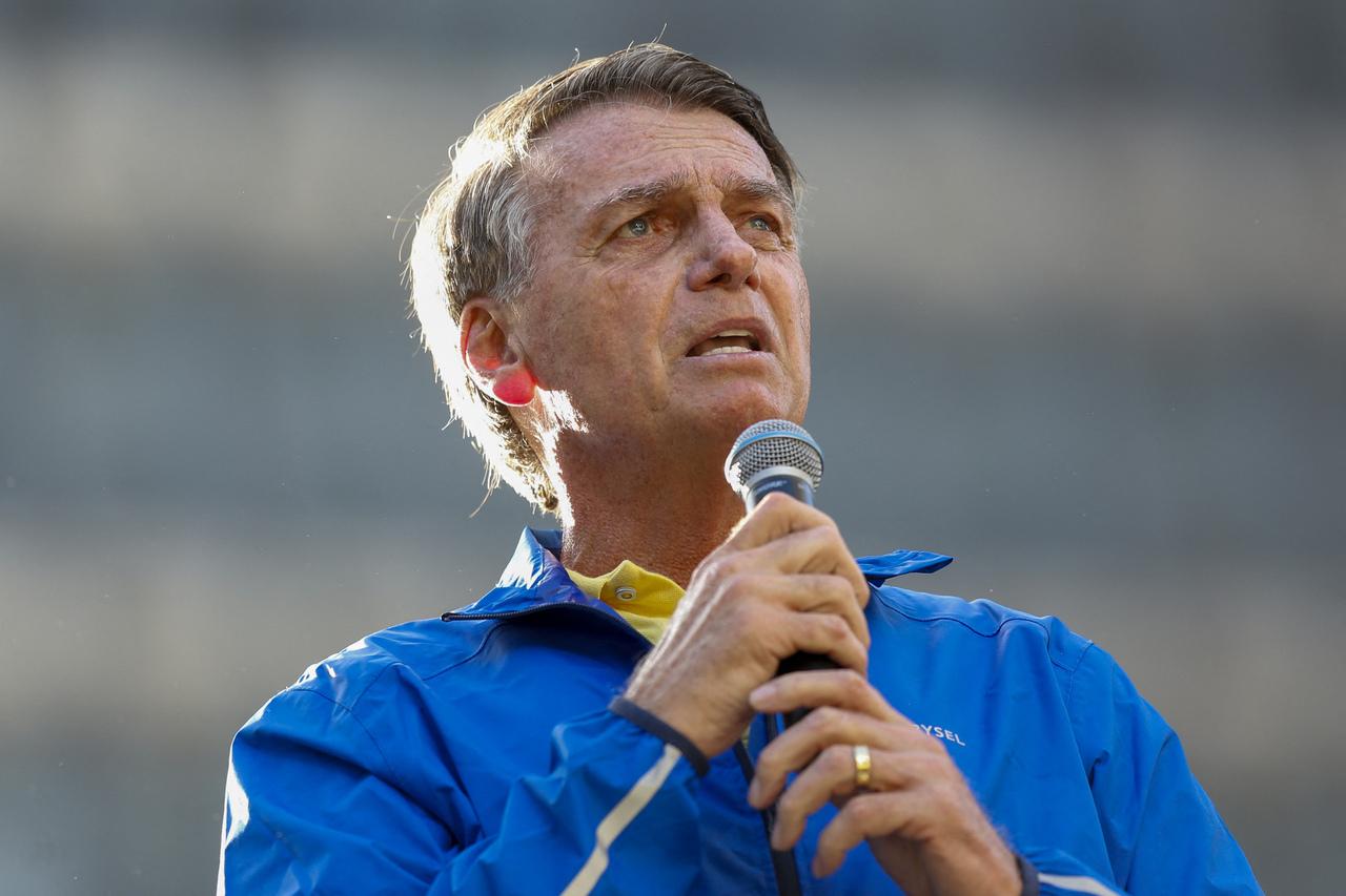 Jair Messias Bolsonaro, indiciado pela PF, em discurso antes de prisão domiciliar