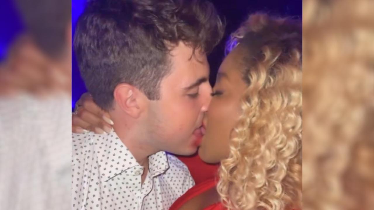 Beijo de João Liberato e Cariúcha teve foi de língua