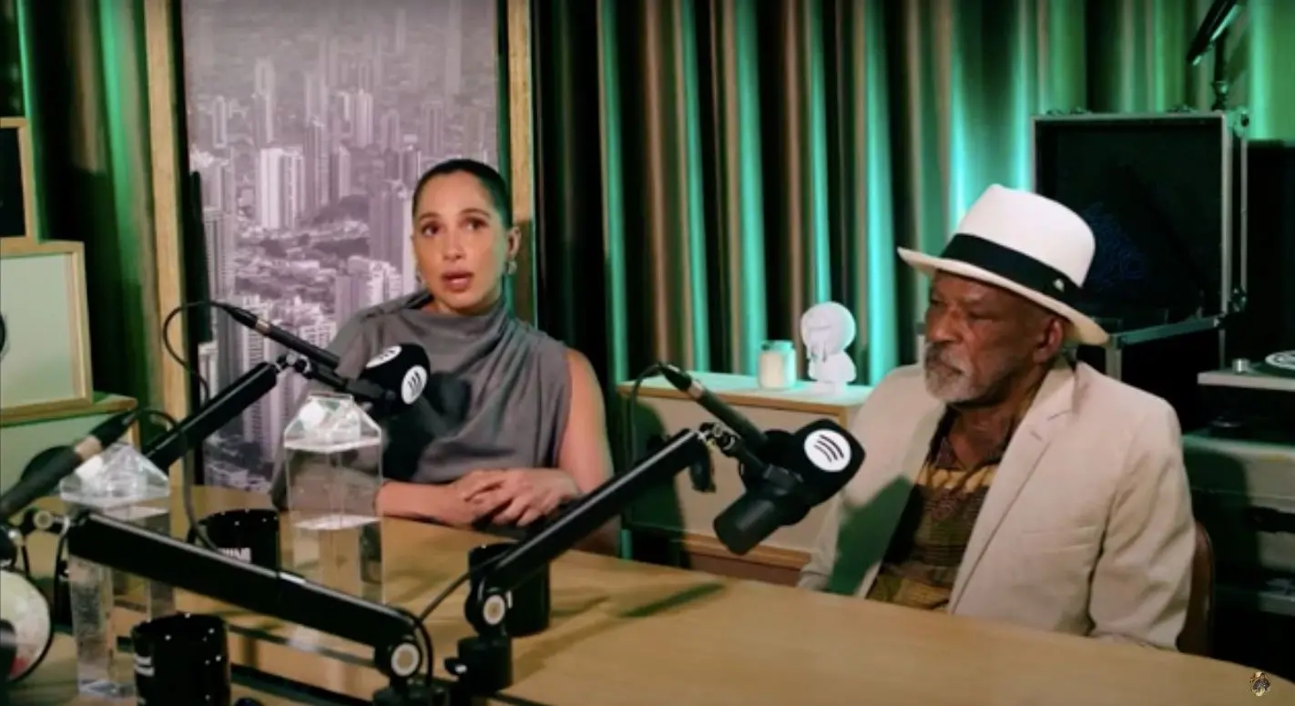 Imagem da notícia Camila Pitanga e Mano Brown têm momento de tensão em podcast após ele chamá-la de 'mulata'