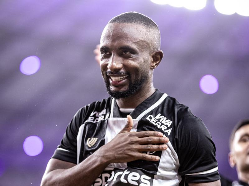 Dieguinho em ação pelo Ceará