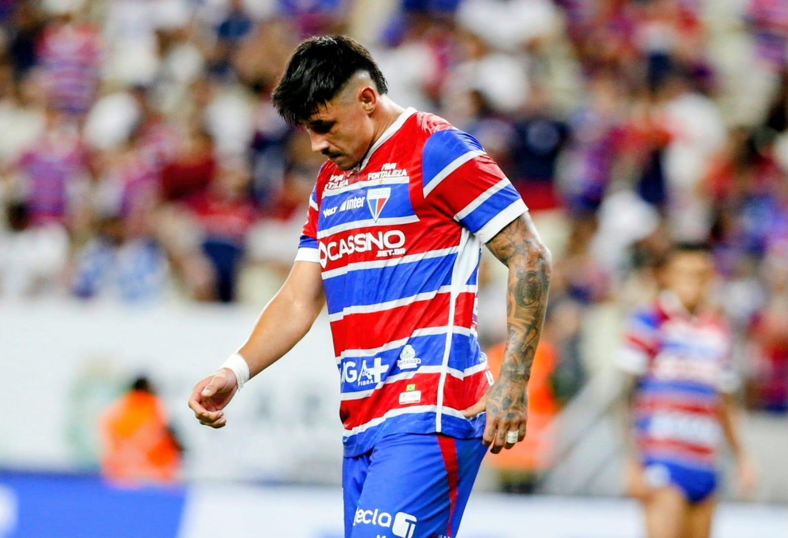 Adam Bareiro em ação pelo Fortaleza